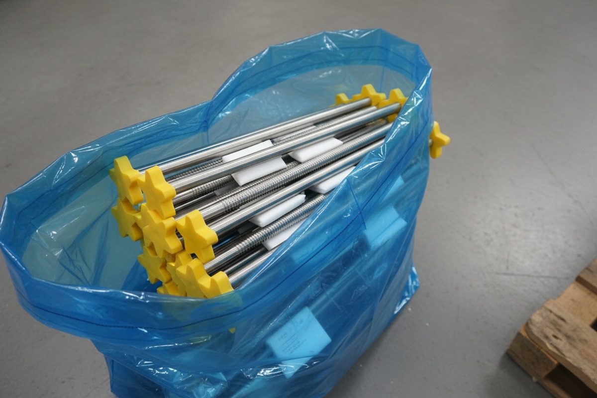 Preventing rust on anchor bolts using VCI film and silica gel desiccant packs (ID#3)