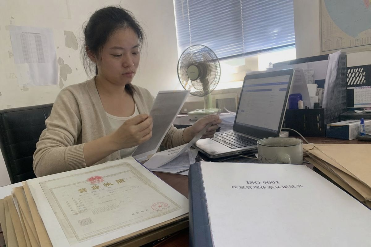 Checklist for verifying Chinese supplier ESG documentation including licenses, ISO certificates, and audit reports before contracts (ID#2)